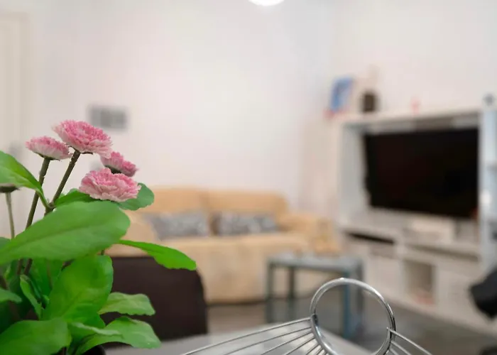 Holiday home Piso Leon Y Castillo *